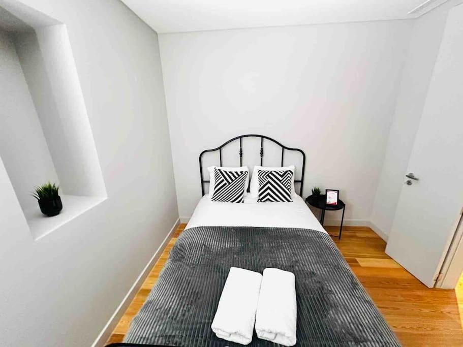 Lisbon Marques De Pombal Top Flat Great Locations City Center B Exteriör bild