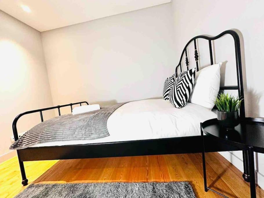 Lisbon Marques De Pombal Top Flat Great Locations City Center B Exteriör bild