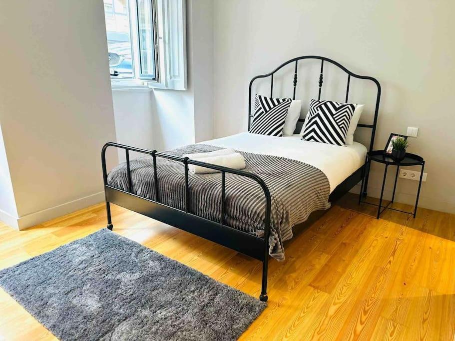 Lisbon Marques De Pombal Top Flat Great Locations City Center B Exteriör bild
