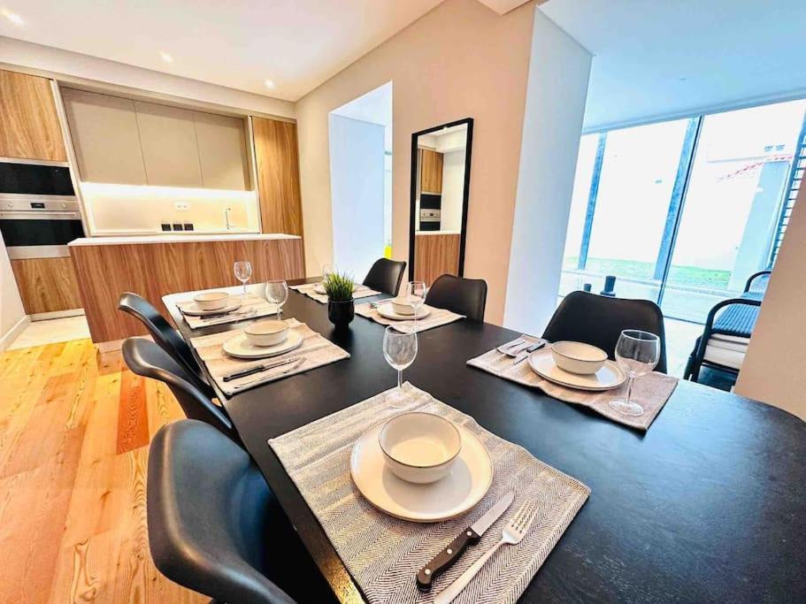 Lisbon Marques De Pombal Top Flat Great Locations City Center B Exteriör bild