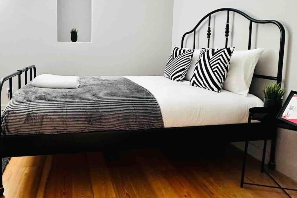 Lisbon Marques De Pombal Top Flat Great Locations City Center B Exteriör bild