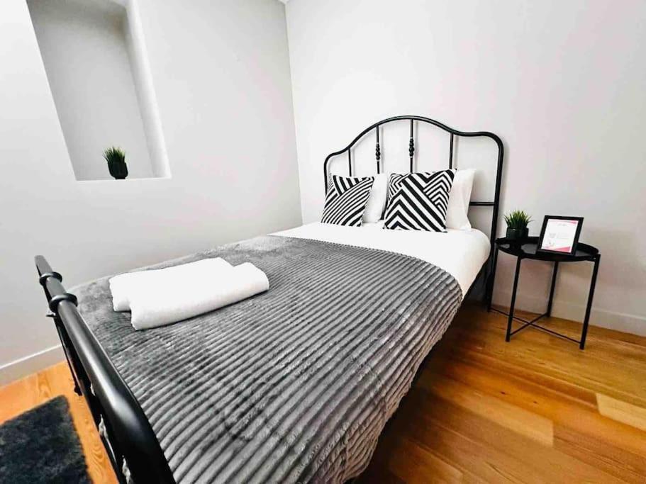 Lisbon Marques De Pombal Top Flat Great Locations City Center B Exteriör bild