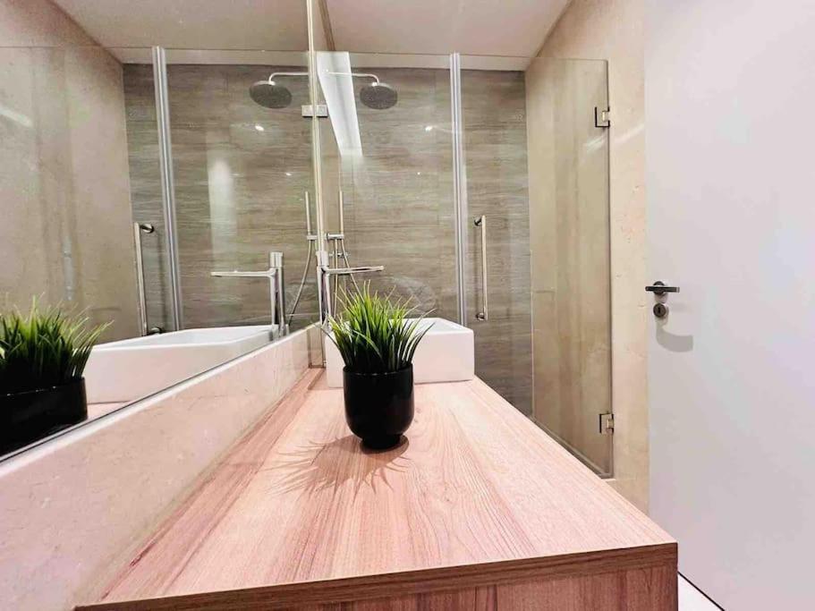 Lisbon Marques De Pombal Top Flat Great Locations City Center B Exteriör bild