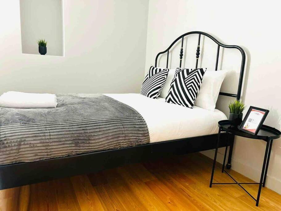 Lisbon Marques De Pombal Top Flat Great Locations City Center B Exteriör bild